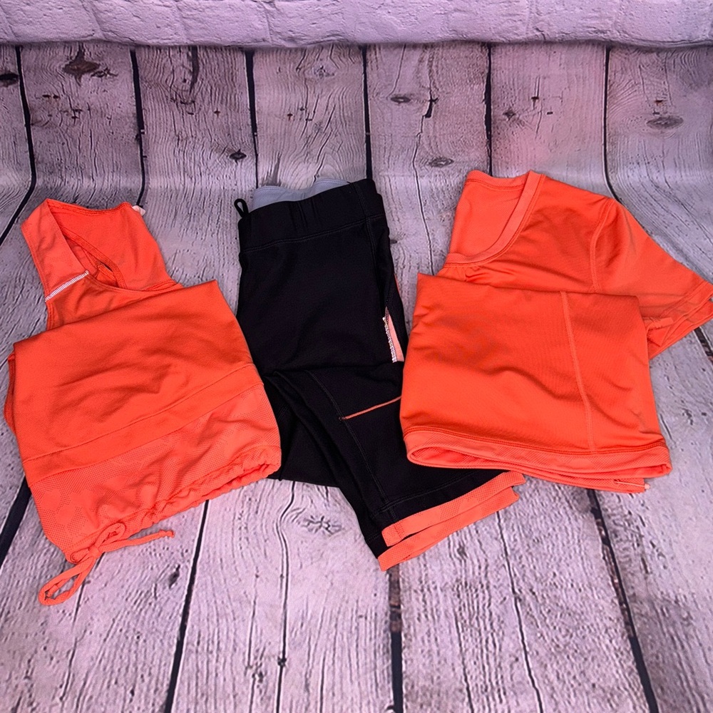 Lucy Activewear Bundle Matching Tank, Tee, Capri